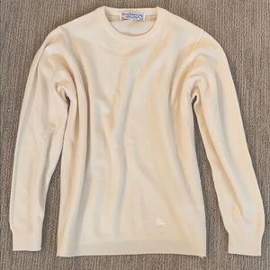 Vintage Burberry Lambswool Cream Sweater. Size S/M
